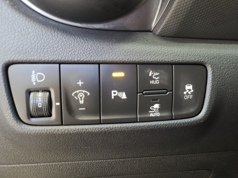 Hyundai Kona vaihtoauto