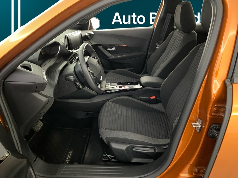 Peugeot e-2008 vaihtoauto