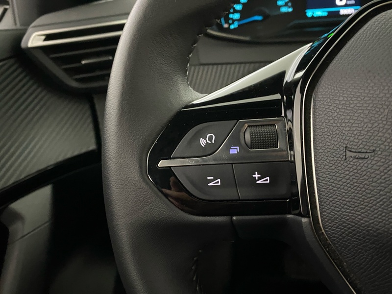 Peugeot e-2008 vaihtoauto