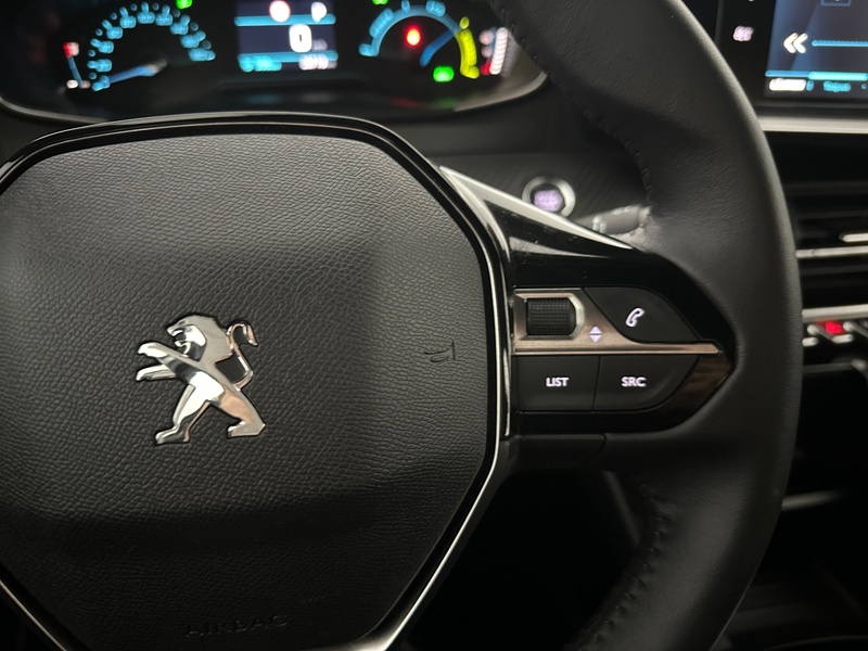 Peugeot e-2008 vaihtoauto