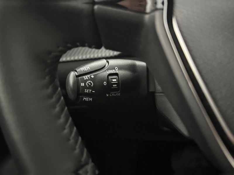 Peugeot e-2008 vaihtoauto