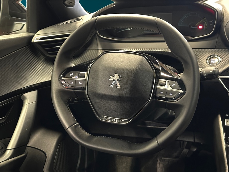 Peugeot e-2008 vaihtoauto