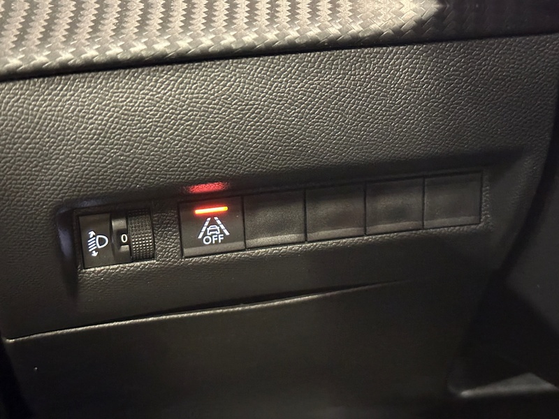 Peugeot e-2008 vaihtoauto