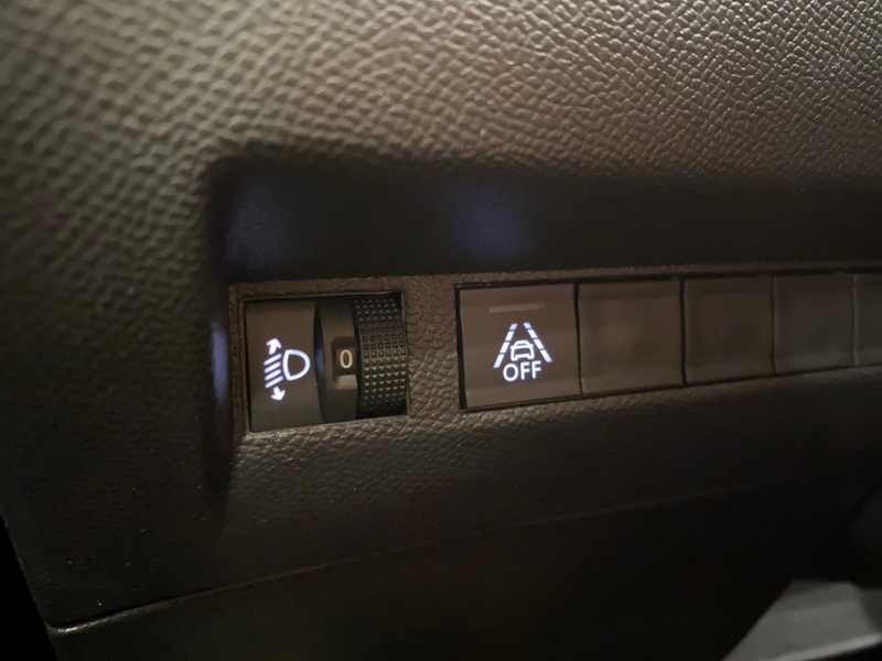 Peugeot e-2008 vaihtoauto