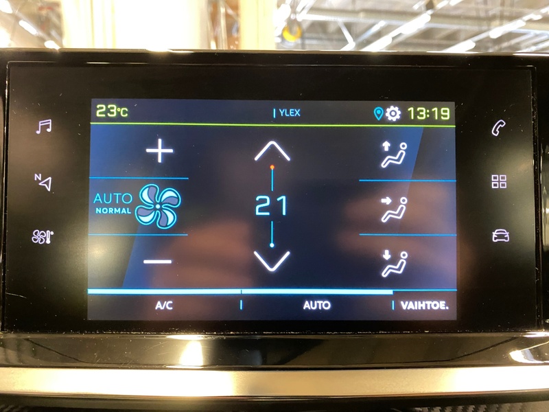 Peugeot e-2008 vaihtoauto