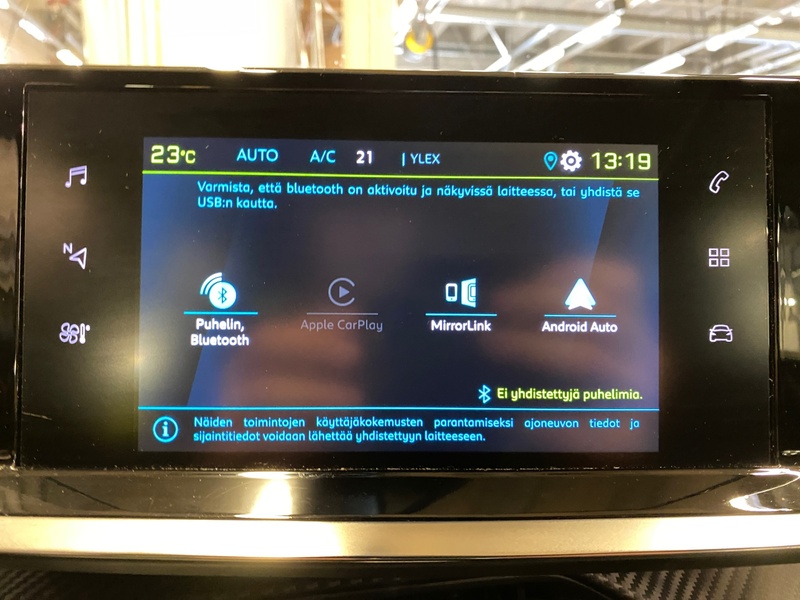 Peugeot e-2008 vaihtoauto