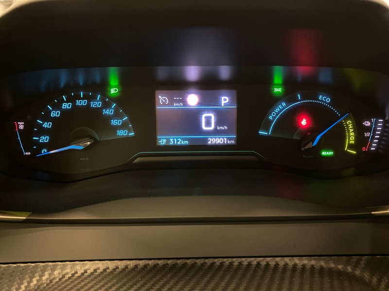 Peugeot e-2008 vaihtoauto