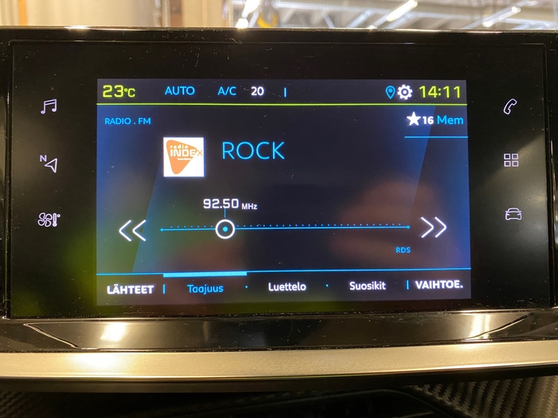 Peugeot e-2008 vaihtoauto