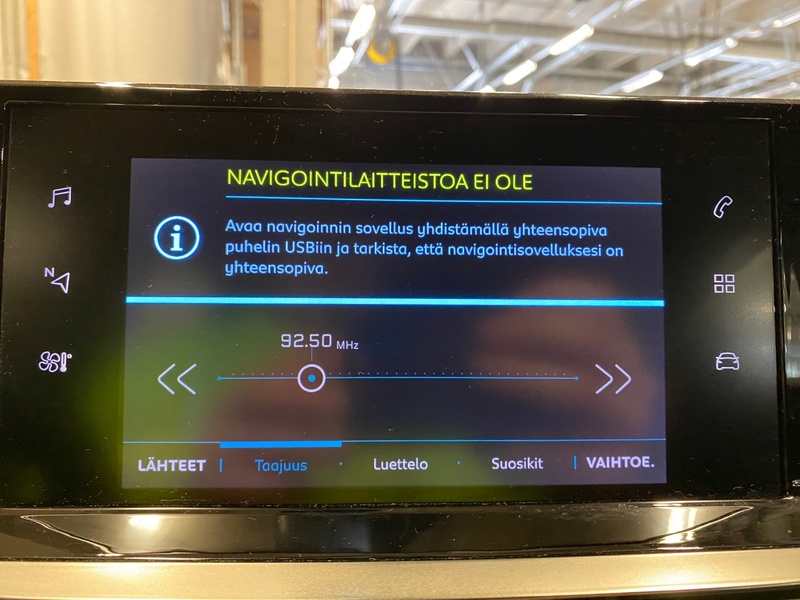 Peugeot e-2008 vaihtoauto