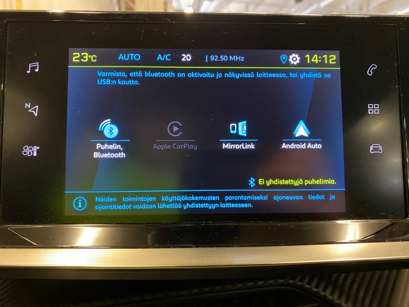 Peugeot e-2008 vaihtoauto