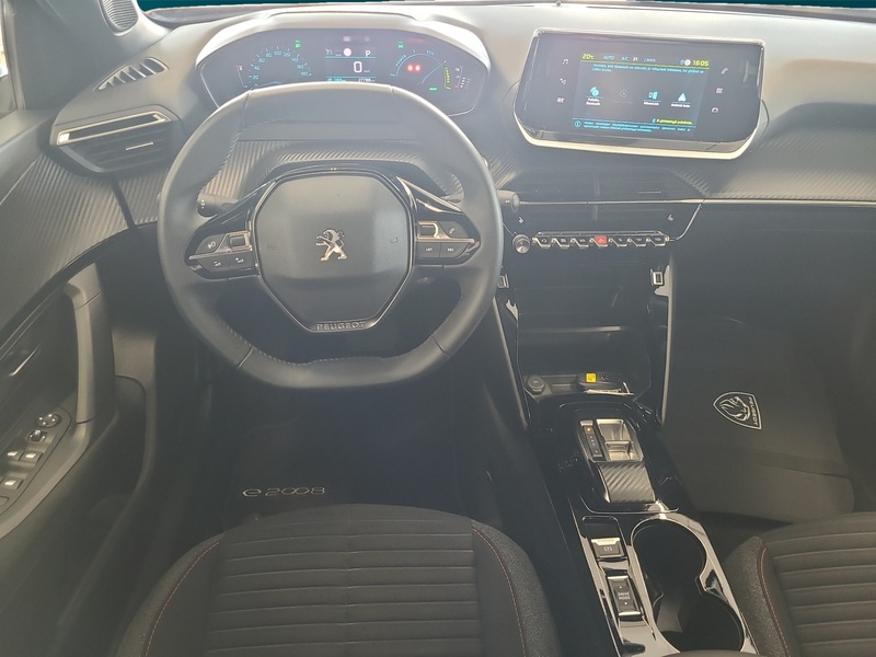 Peugeot e-2008 vaihtoauto