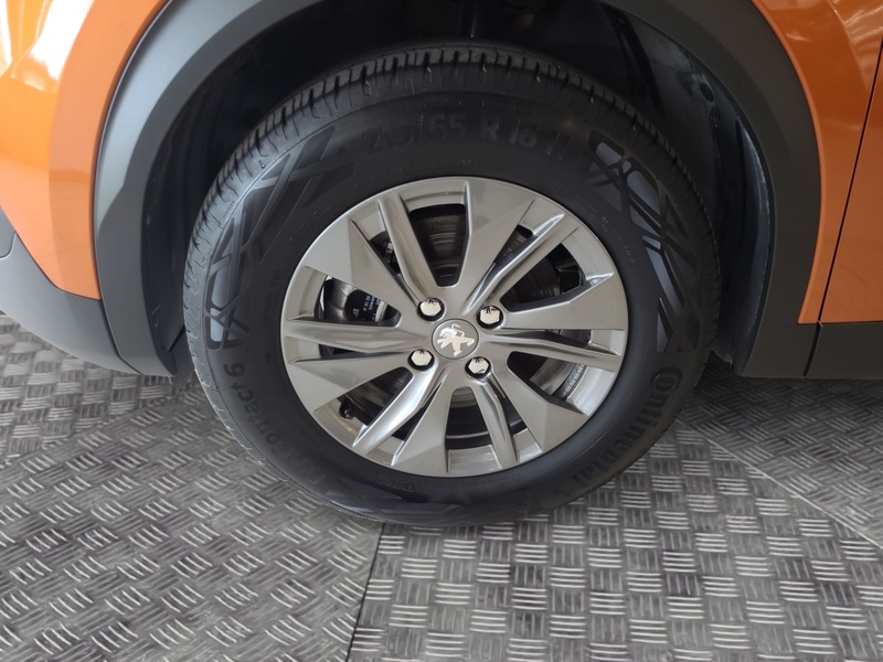 Peugeot e-2008 vaihtoauto