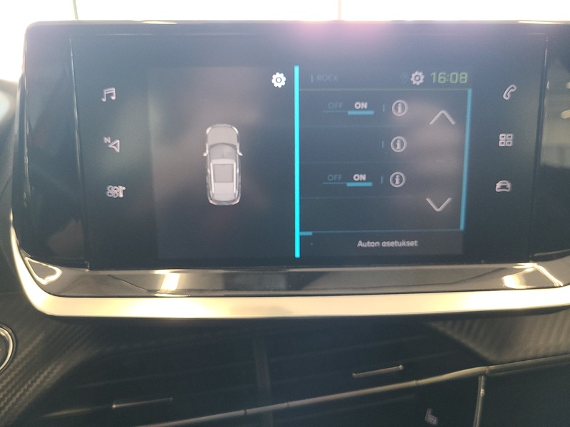 Peugeot e-2008 vaihtoauto