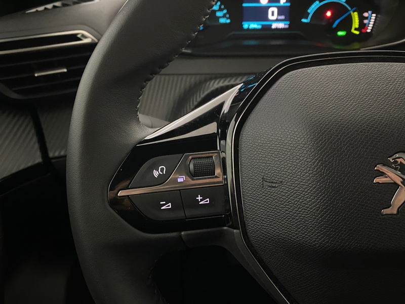 Peugeot e-2008 vaihtoauto