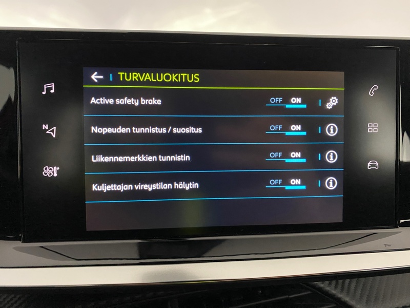 Peugeot e-2008 vaihtoauto