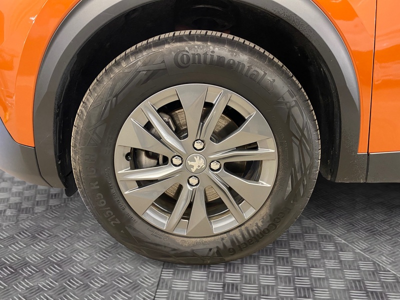 Peugeot e-2008 vaihtoauto