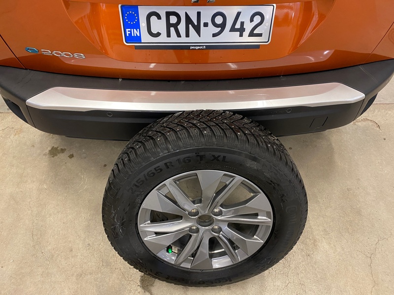 Peugeot e-2008 vaihtoauto