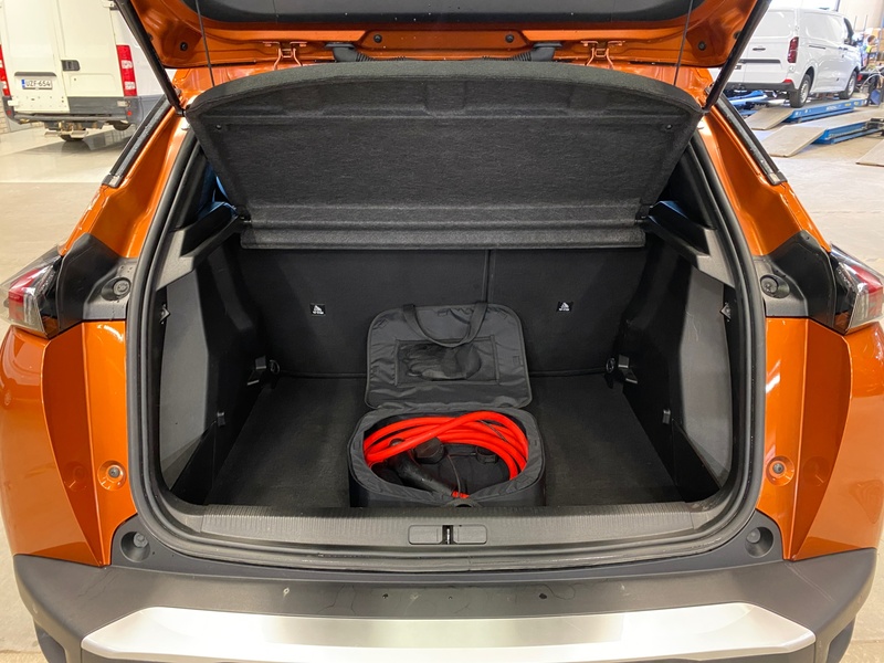 Peugeot e-2008 vaihtoauto