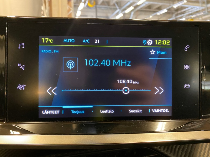 Peugeot e-2008 vaihtoauto