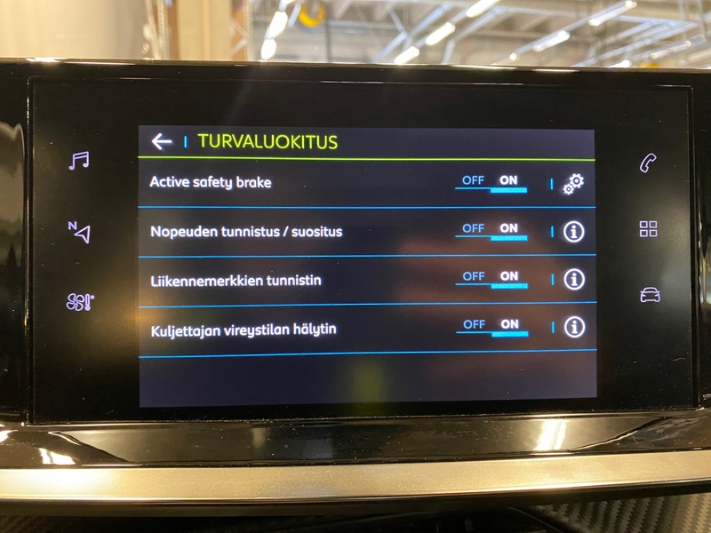 Peugeot e-2008 vaihtoauto