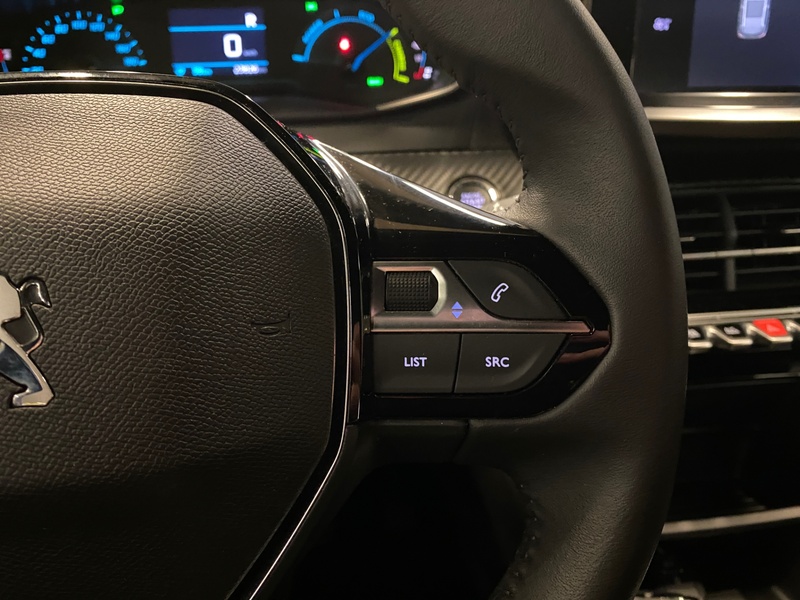 Peugeot e-2008 vaihtoauto