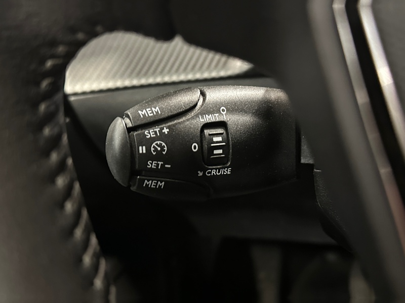 Peugeot e-2008 vaihtoauto