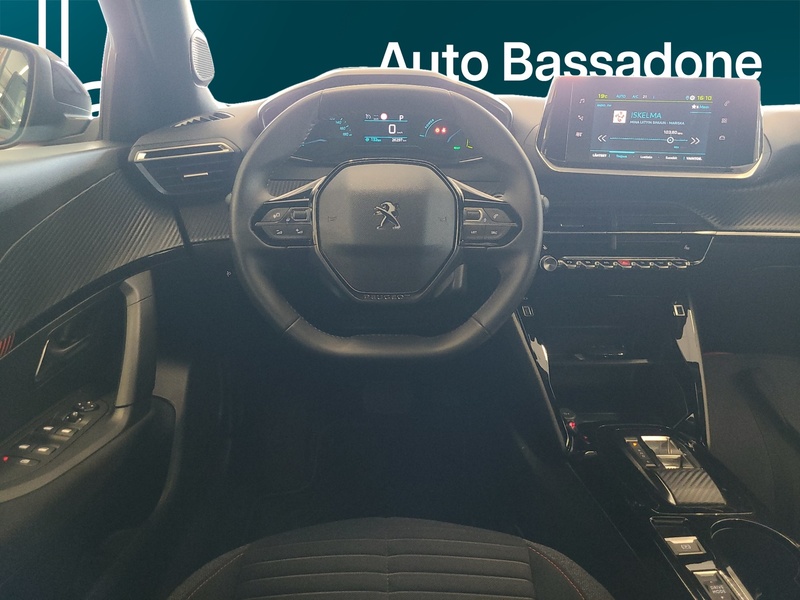 Peugeot e-2008 vaihtoauto