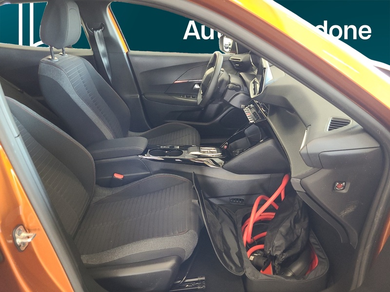 Peugeot e-2008 vaihtoauto