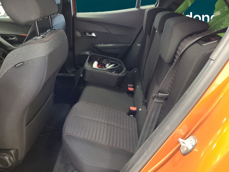 Peugeot e-2008 vaihtoauto