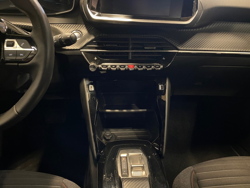 Peugeot e-2008 vaihtoauto