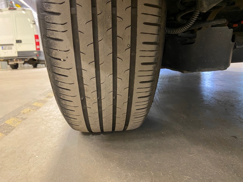 Peugeot e-2008 vaihtoauto