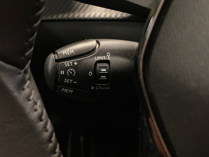 Peugeot e-2008 vaihtoauto