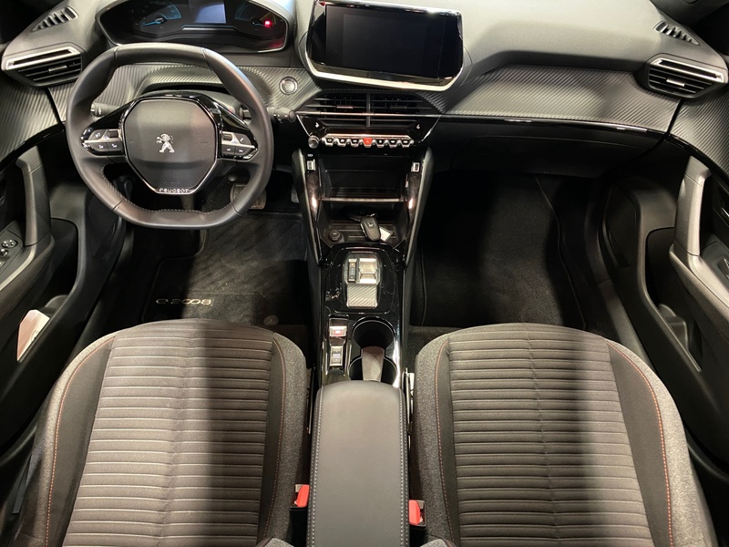 Peugeot e-2008 vaihtoauto