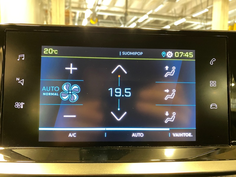 Peugeot e-2008 vaihtoauto