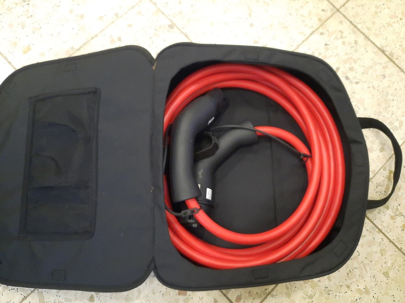 Peugeot e-2008 vaihtoauto