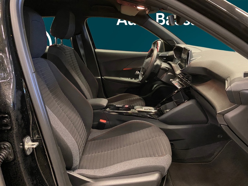 Peugeot e-2008 vaihtoauto