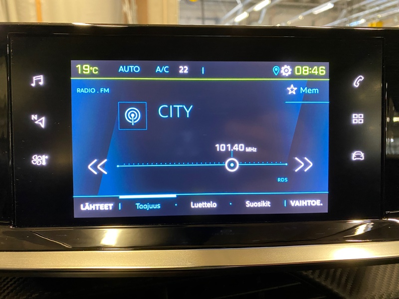 Peugeot e-2008 vaihtoauto