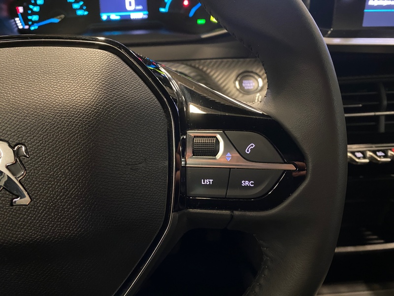 Peugeot e-2008 vaihtoauto