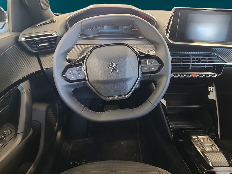 Peugeot e-2008 vaihtoauto