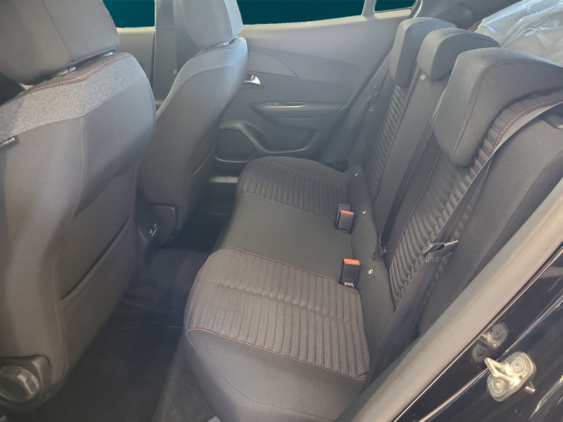 Peugeot e-2008 vaihtoauto