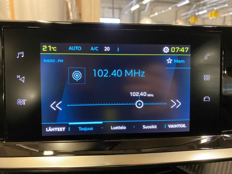 Peugeot e-2008 vaihtoauto