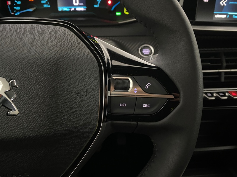 Peugeot e-2008 vaihtoauto