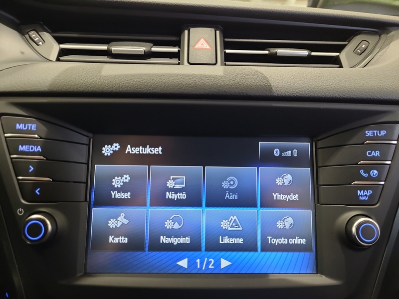 Toyota Avensis vaihtoauto