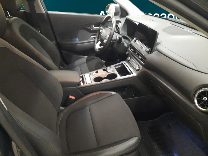 Hyundai Kona vaihtoauto