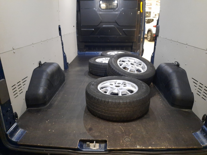 Ford Transit vaihtoauto