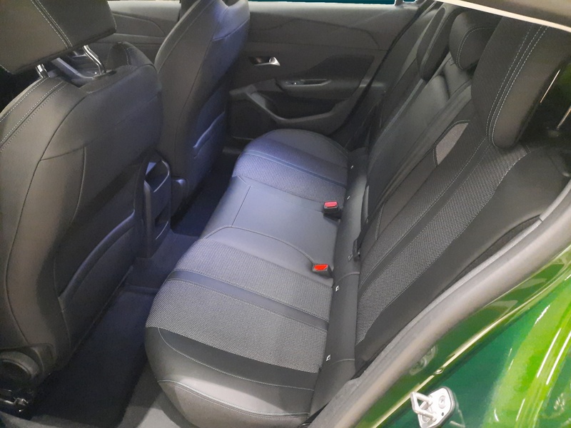 Peugeot 308 vaihtoauto