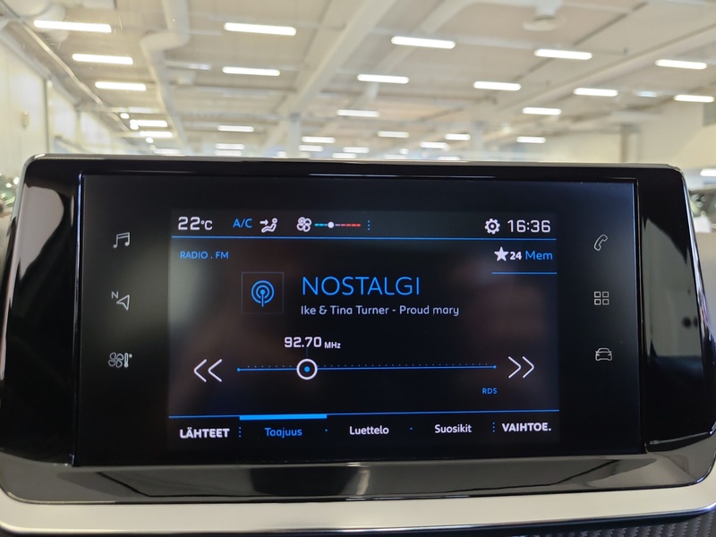 Peugeot 208 vaihtoauto