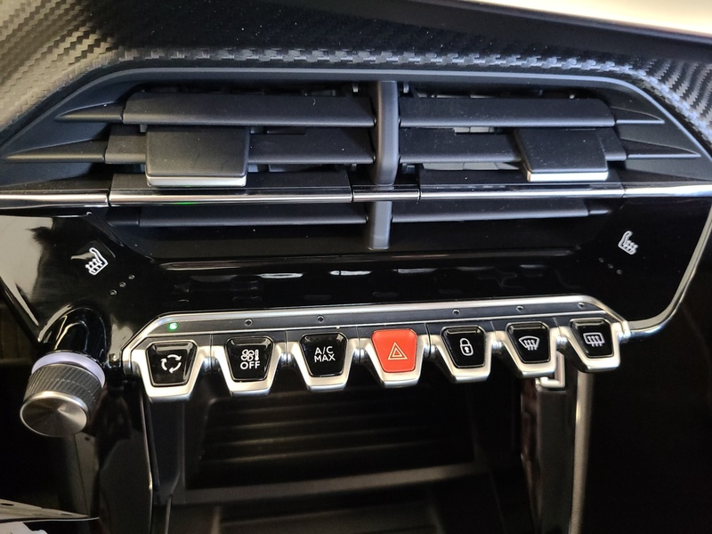 Peugeot 208 vaihtoauto