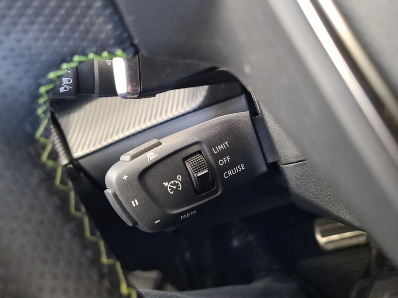 Peugeot 208 vaihtoauto