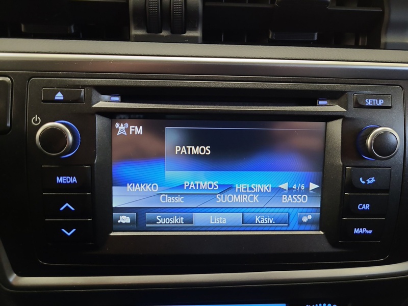 Toyota Auris vaihtoauto